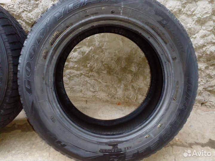 Goodyear GT 2 235/65 R17 104V