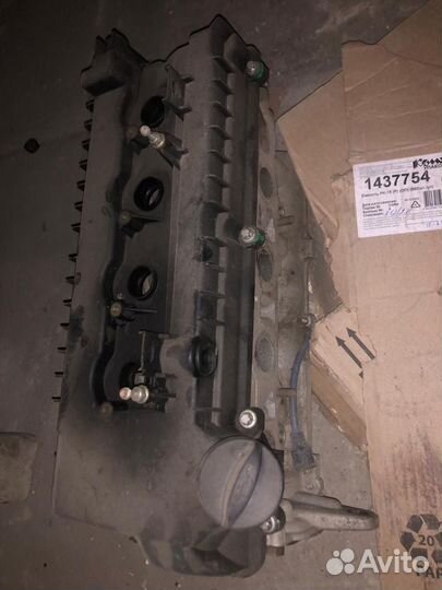 Продаю Головка блока на Лансер (1.6)