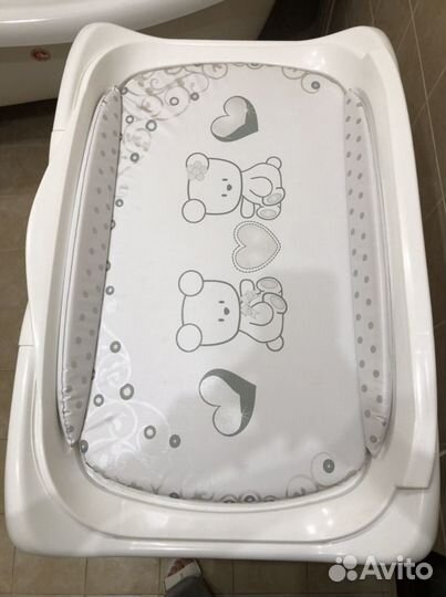 Детская ванночка для купания на ножках, с пеленаль