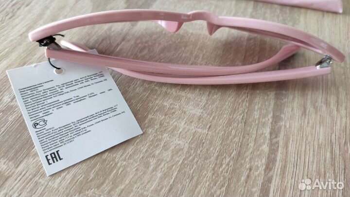 Солнцезащитные очки новые Мэри Кэй