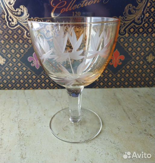 Фужеры из цветного стекла