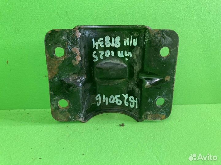 Кронштейн крыла DAF XF105