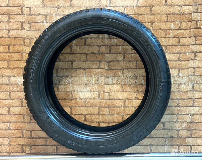 Michelin X-Ice North 2 225/45 R18 95T