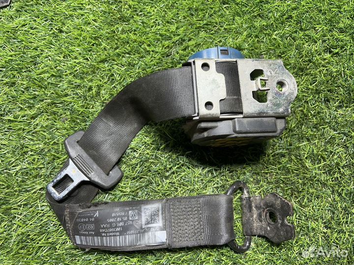 Ремень безопасности Volkswagen Passat B6