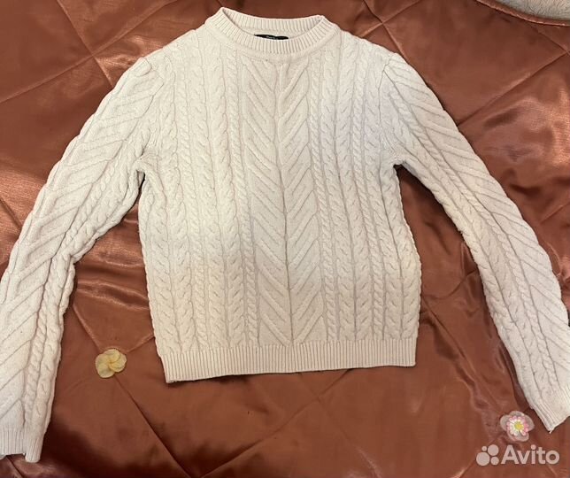 Свитер bershka