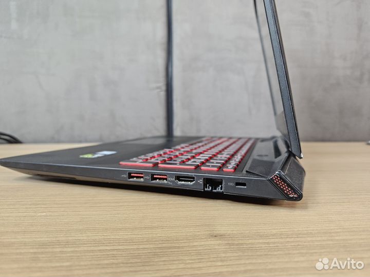 Игровой ноутбук GTX960M i5 lenovo legion