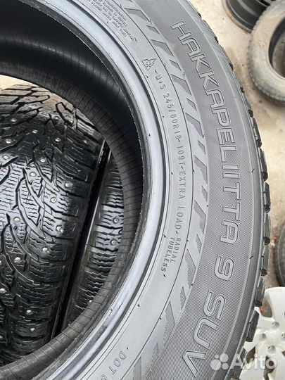 Nokian Tyres Hakkapeliitta 9 SUV 245/60 R18