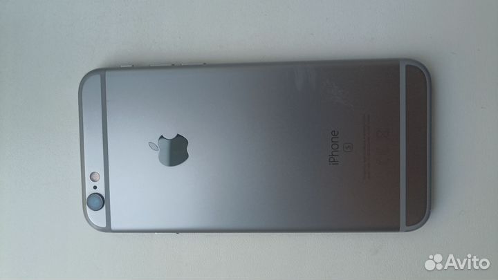 iPhone 6S, 64 ГБ