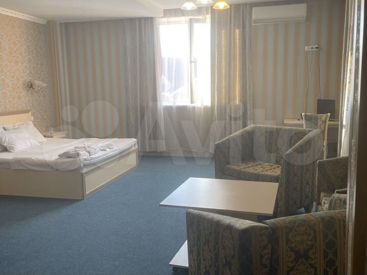 2-к. квартира, 70 м², 2/2 эт.