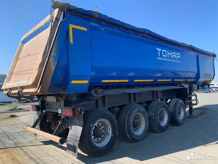 Freightliner Century с полуприцепом, 2000