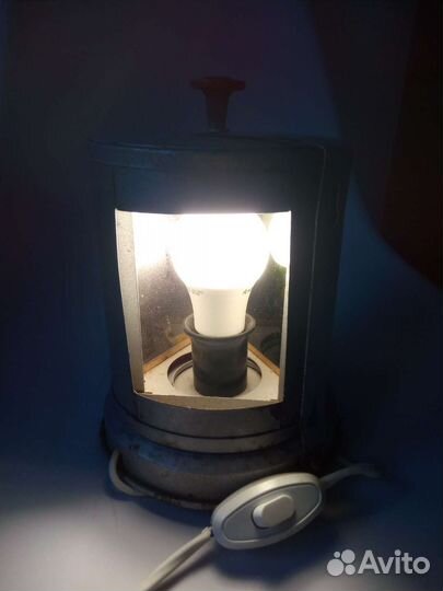 Фонари корабельные