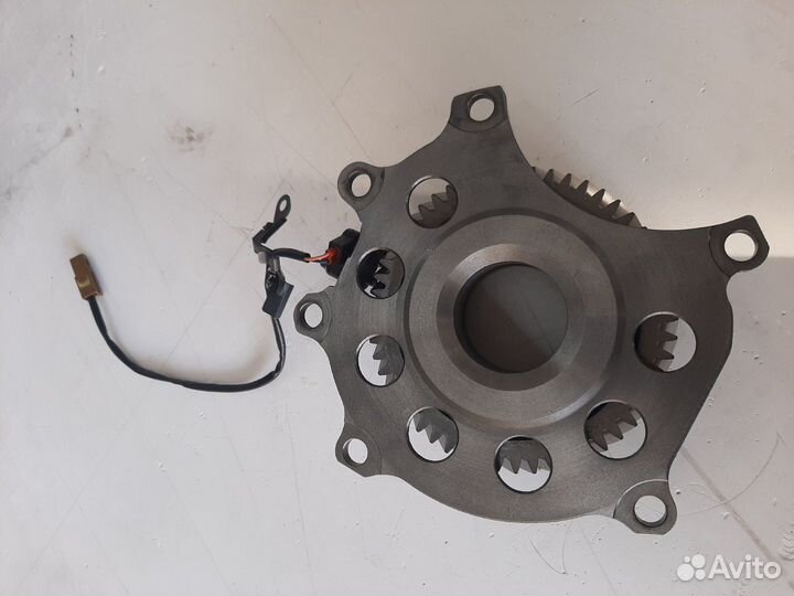 Суппорт с ведущей шестерней АКПП TF-80SC TF80