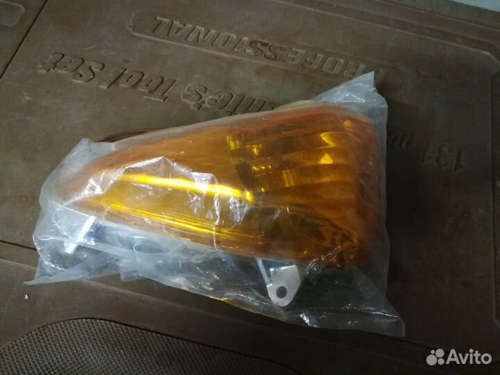 Повторитель поворота передний правый для honda var