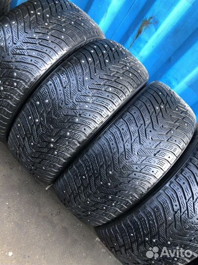 Nokian Tyres Hakkapeliitta 8 235/55 R17 103T