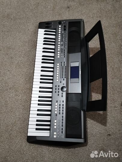 Синтезатор yamaha PSR-S670