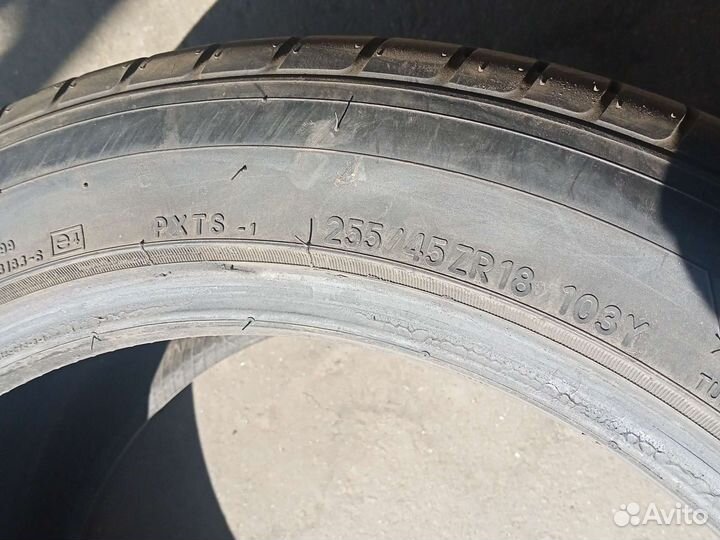 Toyo Proxes T1 Sport 255/45 R18