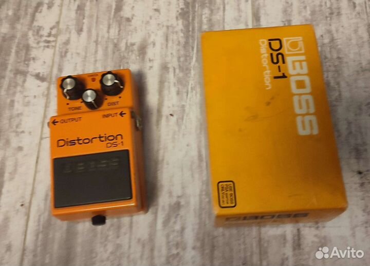 Гитарныая педаль boss ds-1