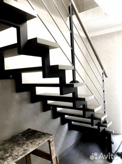 Изготовление лестниц, металлоконструкций