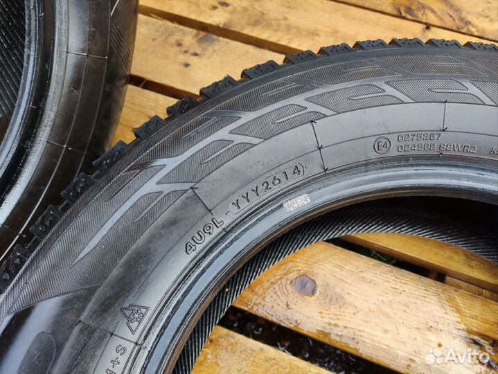 Yokohama IceGuard Stud IG65 205/65 R15