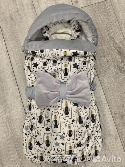 Конверт и комбинезон