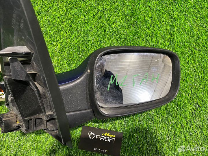 Зеркало заднего вида правое Renault Megane 2