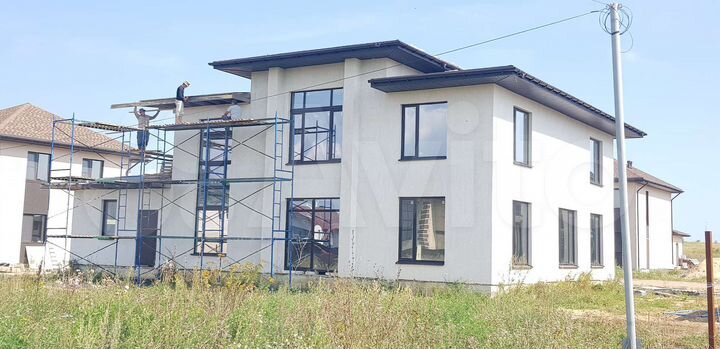 Дом 350 м² на участке 10 сот.