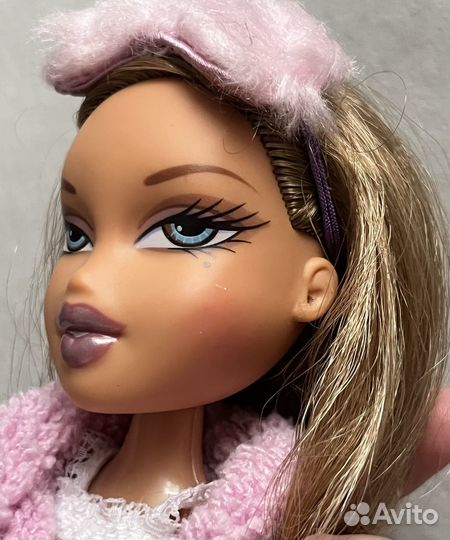 Bratz yasmin sleep over