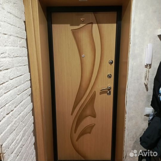 Дверь входная металлическая