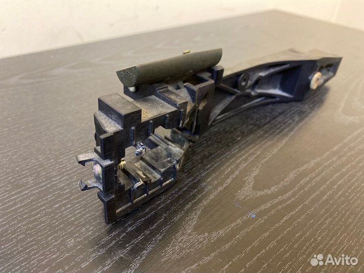 Кронштейн бу задний правый Infiniti Fx35 S50 2005