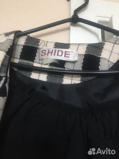 Женские костюмы и юбка 2штук