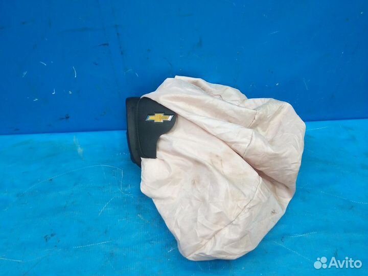 Подушка безопасности в рулевое колесо Chevrolet Av