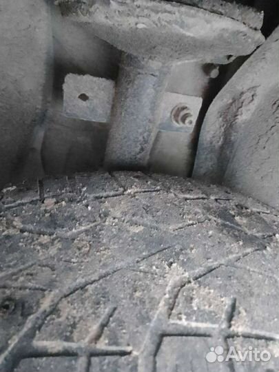Gislaved NordFrost 100 215/65 R16