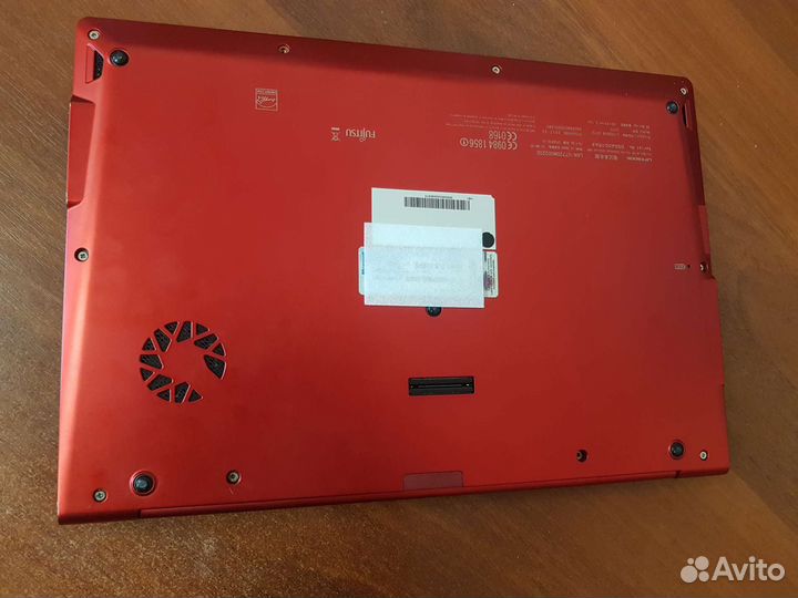 Fujitsu lifebook u772