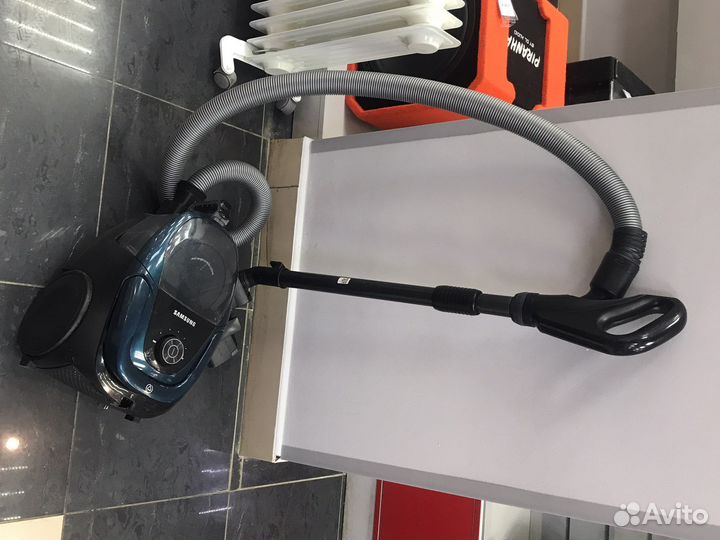 Пылесос samsung sc18m
