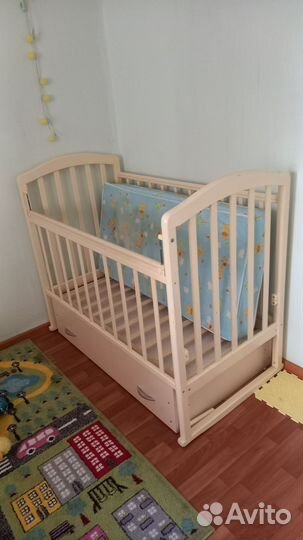 Детская кроватка