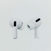 Наушники AirPods