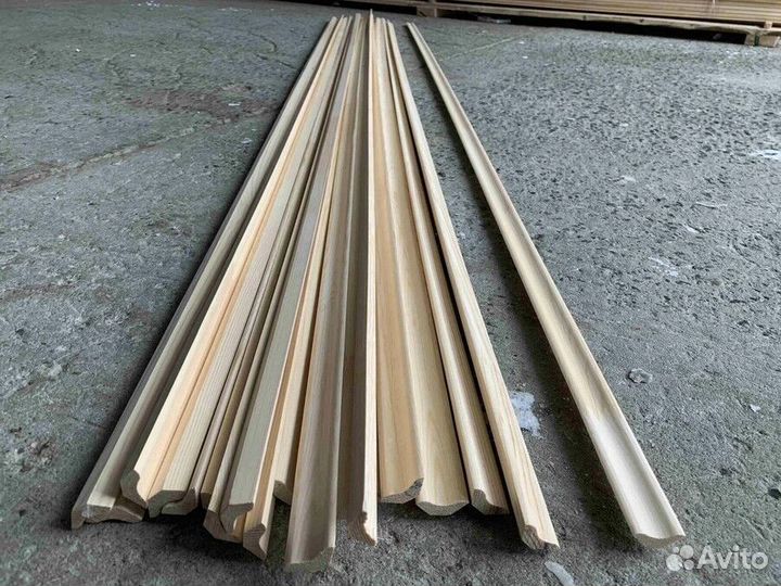 Плинтус гладкий сосна