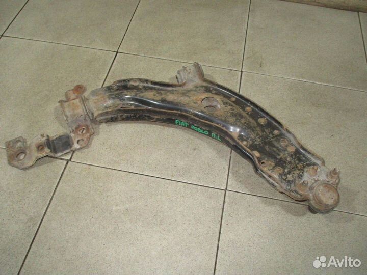 Рычаг передний левый Fiat Doblo 1