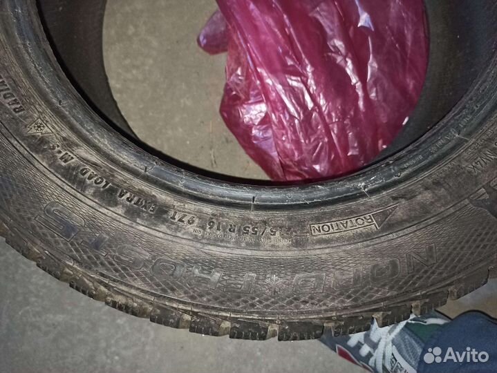 Gislaved Nord Frost 5 215/55 R16 97T