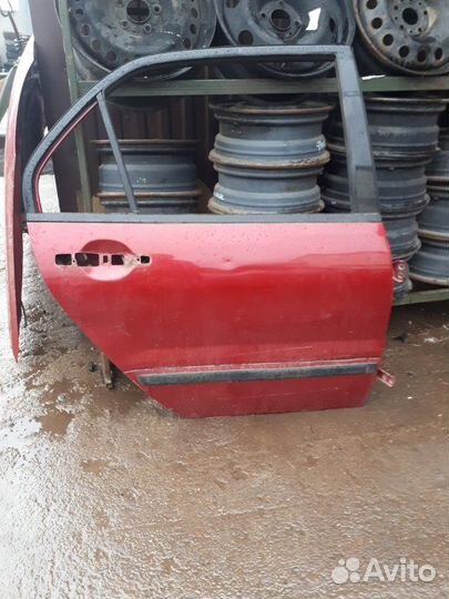 Дверь задняя правая Mitsubishi Lancer 9 4G18 2005