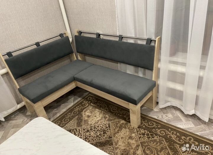 Кухонный уголок новый
