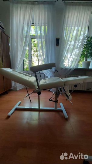 Педикюрное кресло на гидравлике