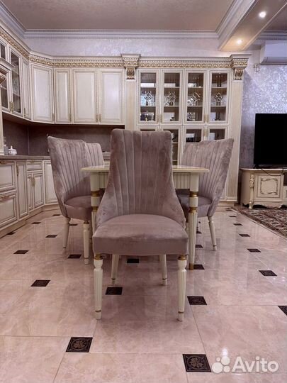 Обеденный стол \ Доставка по всей России