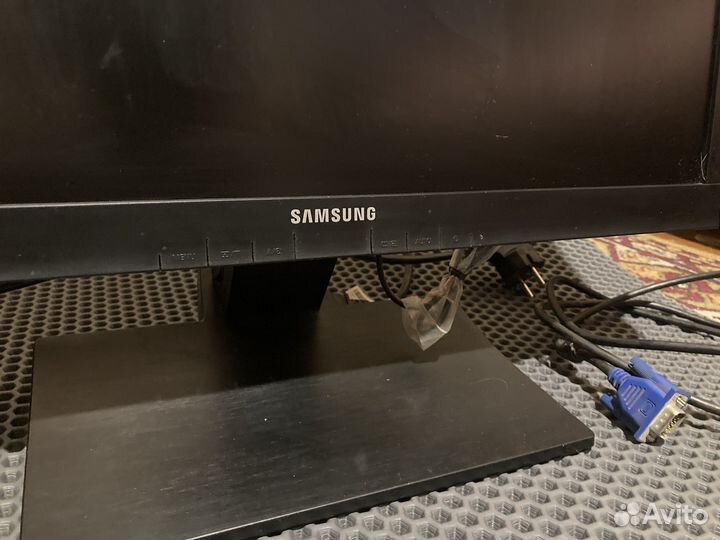 Монитор 22' Samsung E2220NW