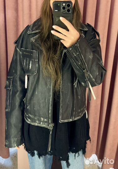 Кожаная куртка Monochrome