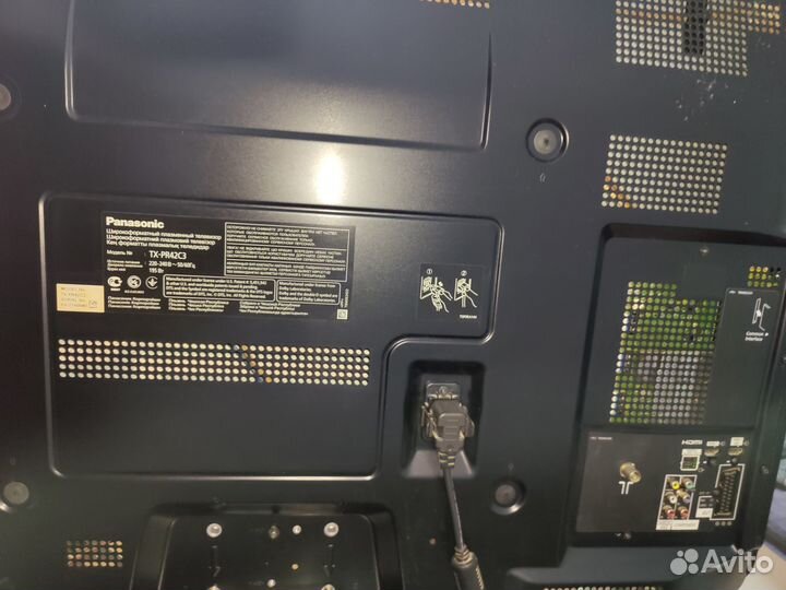Телевизор Panasonic TX-PR42C3 HD+