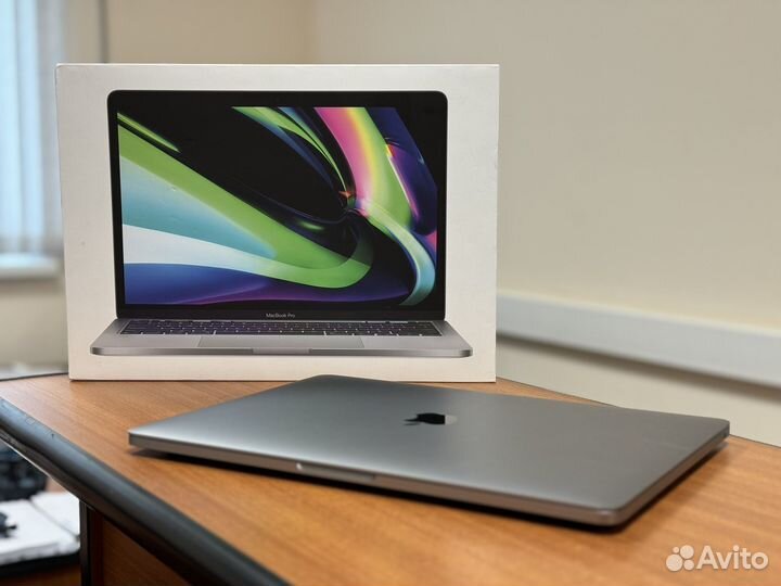 Apple MacBook pro 13 2022 m2 Идеальный