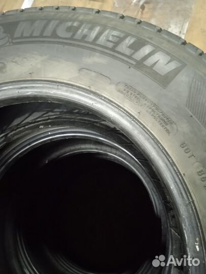 Michelin Latitude Tour HP 215/70 R16