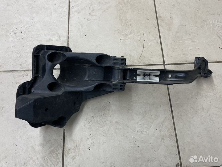 Педаль тормоза Фольксваген поло Volkswagen polo