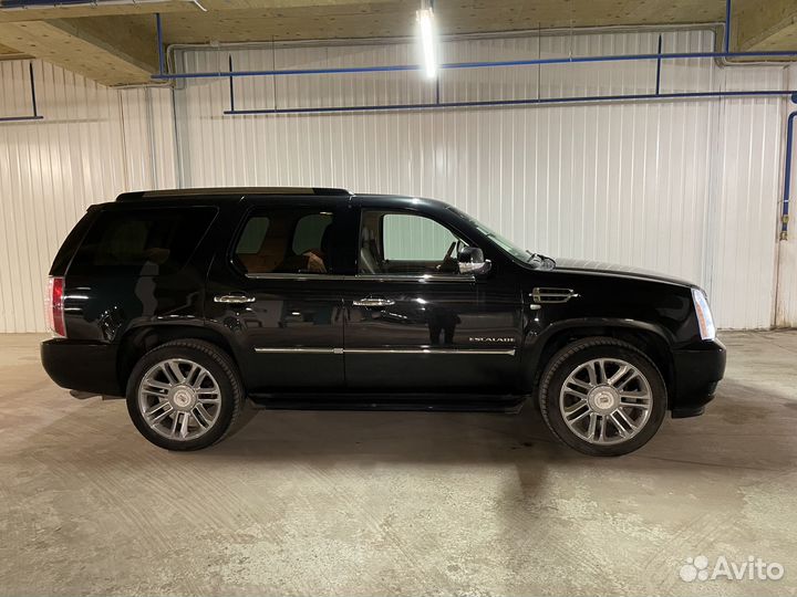 Cadillac Escalade 6.2 AT, 2012, 160 000 км